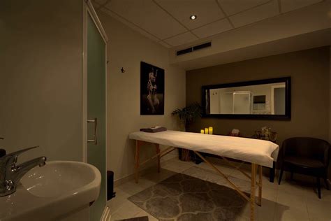 best massage spa in montreal.